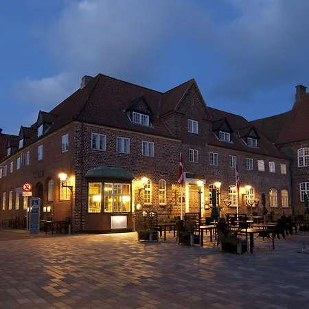 호텔 다그마르 3*