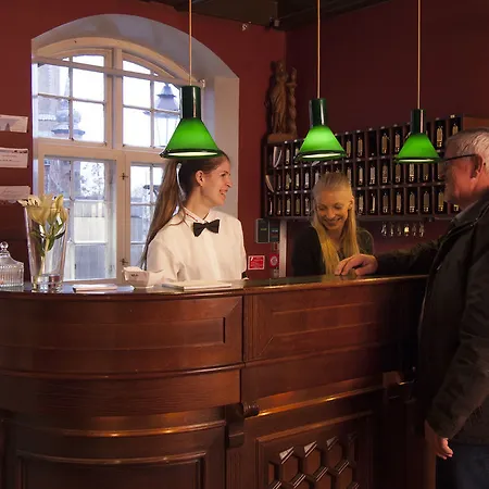 Dagmar Hotel 3*